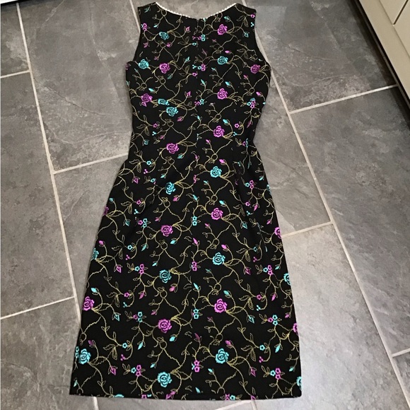 Vintage 90s Nicole Miller Floral Midi Embroidered Lace V-Neck Black Dress Size 8 - Picture 12 of 16